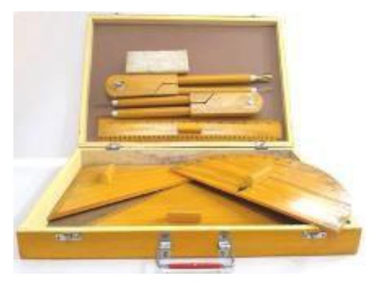 Geometrical Box – Wooden (MGE-1762)
